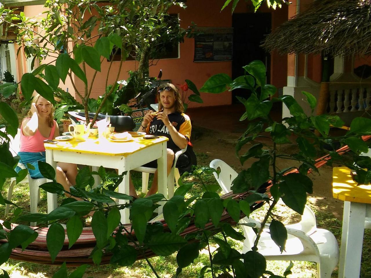 Banduramulla Thevindu Guest & Redmud Resturent מראה חיצוני תמונה